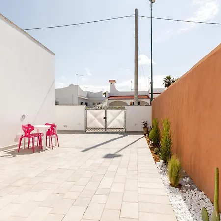 Apartmán Guesthost - Salento Sole E Mare Luxury With Pool Lendinuso