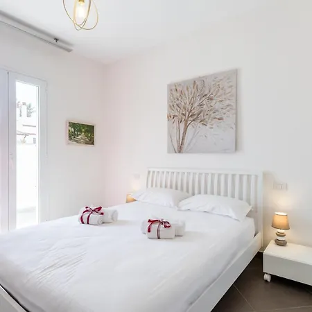 Guesthost - Salento Sole E Mare Luxury With Pool Apartmán Lendinuso