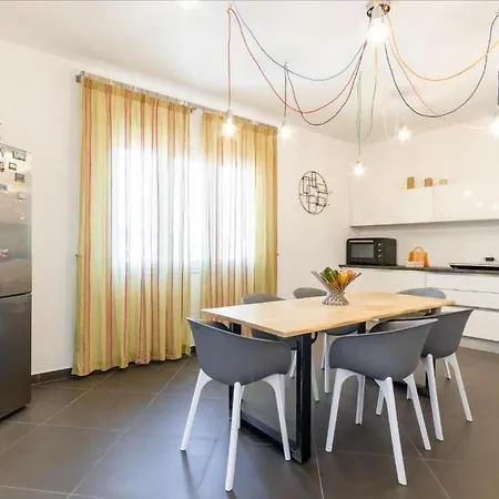 Guesthost - Salento Sole E Mare Luxury With Pool