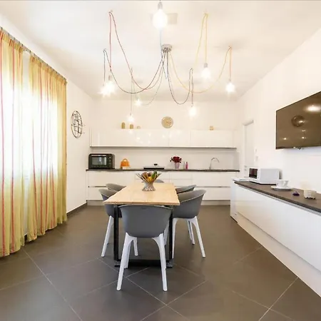 Apartment Guesthost - Salento Sole E Mare Luxury With Pool