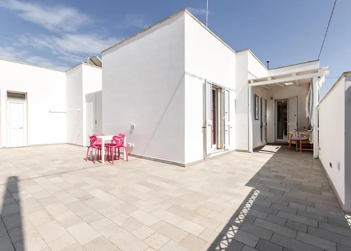 Guesthost - Salento Sole E Mare Luxury With Pool *