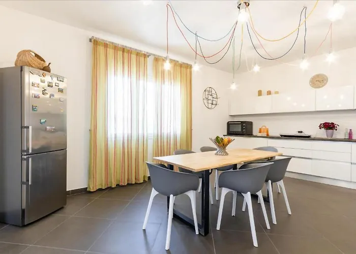 Guesthost - Salento Sole E Mare Luxury With Pool